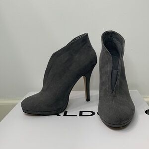APT.9 Suede Heeled Ankle Boot